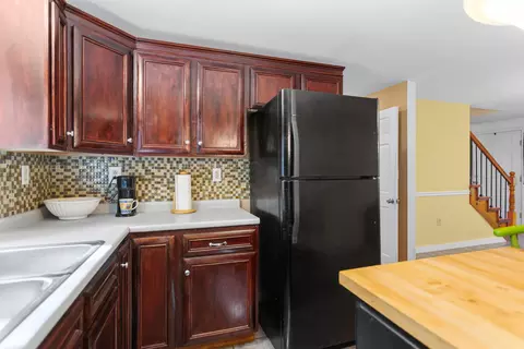 Kitchen - 70 S Bow Rd, Hooksett, NH 03106 photo 5 of 5