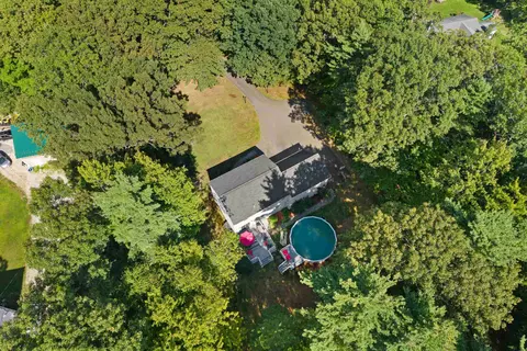 View/Area - 70 S Bow Rd, Hooksett, NH 03106 photo 2 of 4