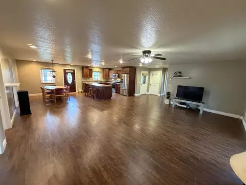Living - 200 Dashner Cir, Derby Line, VT 05830 photo 1 of 3