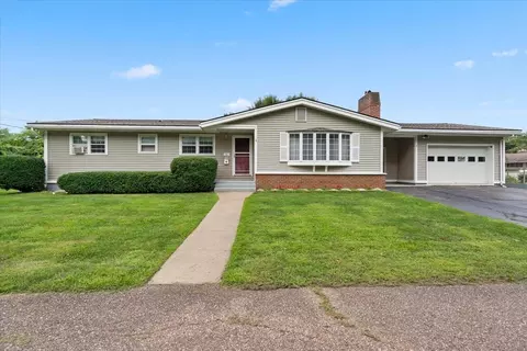 76 Audet St, Winooski, VT 05404