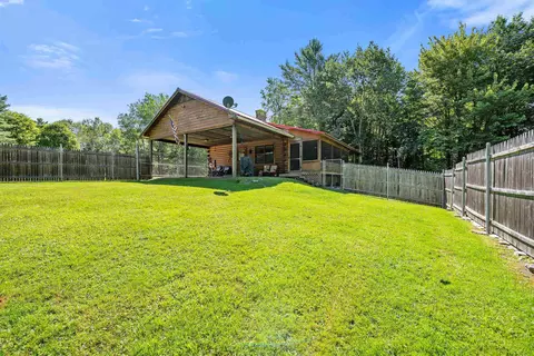 Exterior - 162 S Lunenburg Rd, Lunenburg, VT 05906 photo 10 of 22