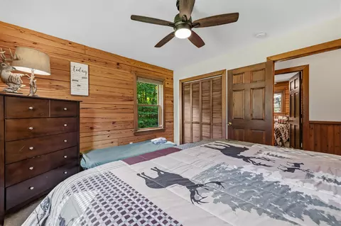 Bedroom - 162 S Lunenburg Rd, Lunenburg, VT 05906 photo 7 of 7