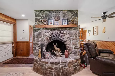 Entry Way - 162 S Lunenburg Rd, Lunenburg, VT 05906 photo 1 of 1