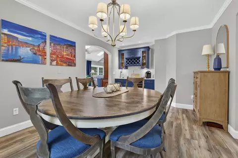 Dining - 50 Gale Rd, Hampton, NH 03842 photo 2 of 2