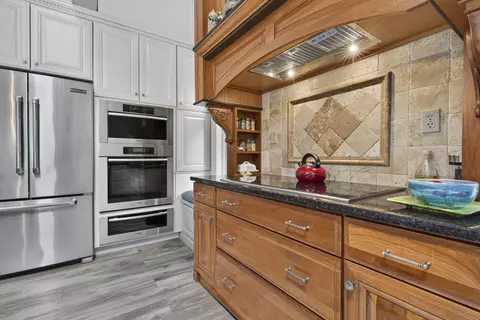 Kitchen - 50 Gale Rd, Hampton, NH 03842 photo 7 of 13