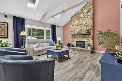 Living - 50 Gale Rd, Hampton, NH 03842 photo 3 of 5