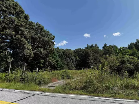143 Bedford Rd, Merrimack, NH 03054