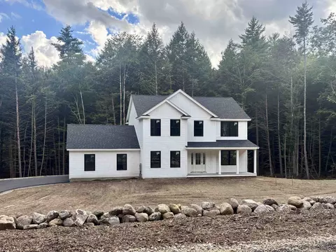 14 Caesars Rd, Mont Vernon, NH 03057