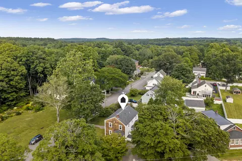 View/Area - 22 Forest St, Exeter, NH 03833 photo 1 of 4