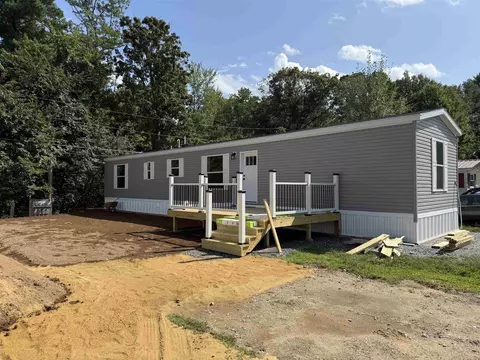 5 Northbrook Rd, Belmont, NH 03220