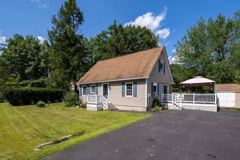 Exterior - 42 Dorothy Dr, Epping, NH 03042 photo 6 of 9