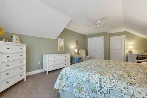 Bedroom - 13 Mill Pond Rd, Brentwood, NH 03833 photo 4 of 7