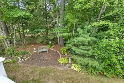 Exterior - 13 Mill Pond Rd, Brentwood, NH 03833 photo 7 of 11