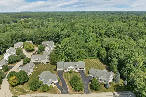 View/Area - 13 Mill Pond Rd, Brentwood, NH 03833 photo 5 of 6