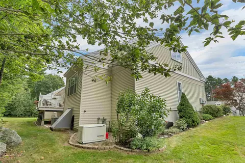 Exterior - 13 Mill Pond Rd, Brentwood, NH 03833 photo 9 of 11