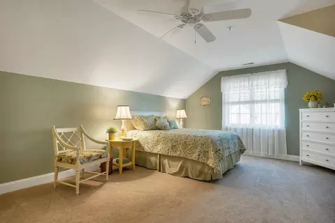 Bedroom - 13 Mill Pond Rd, Brentwood, NH 03833 photo 6 of 7