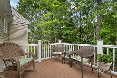 Exterior - 13 Mill Pond Rd, Brentwood, NH 03833 photo 3 of 11