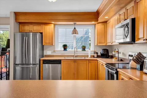 Kitchen - 38 Middle Rd, Milton, VT 05468 photo 3 of 6