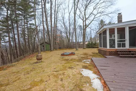 Exterior - 95 E Side Dr, Concord, NH 03301 photo 7 of 8