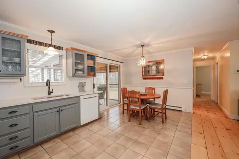 Kitchen - 95 E Side Dr, Concord, NH 03301 photo 1 of 3