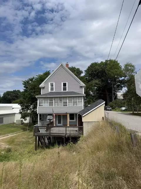 13 Terrace St, Haverhill, NH 03774