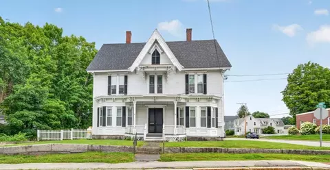 18 School St, Hillsborough, NH 03244