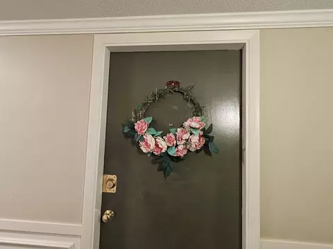 Entry Way - 126 Mammoth Rd UNIT 4, Hooksett, NH 03106 photo 1 of 1