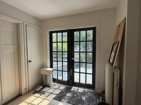 Entry Way - 20 Carroll St, Exeter, NH 03833 photo 1 of 6