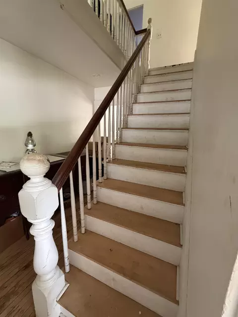 Entry Way - 20 Carroll St, Exeter, NH 03833 photo 4 of 6