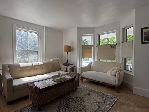 Living - 20 Carroll St, Exeter, NH 03833 photo 2 of 3