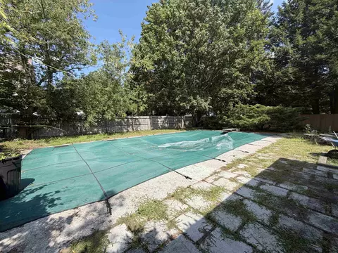 Exterior - 20 Carroll St, Exeter, NH 03833 photo 4 of 6