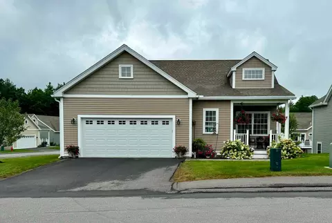 42 Toby Cir #38, Merrimack, NH 03054