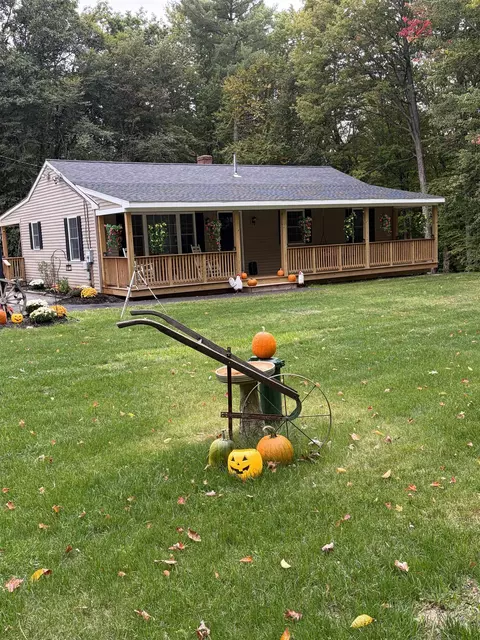 7017 Pleasant Street Ext, Loudon, NH 03307