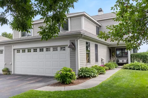 540 Golf Course Rd, South Burlington, VT 05403