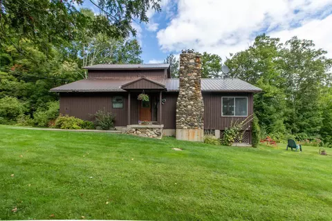 482 Sugarhouse Rd, Burke, VT 05871