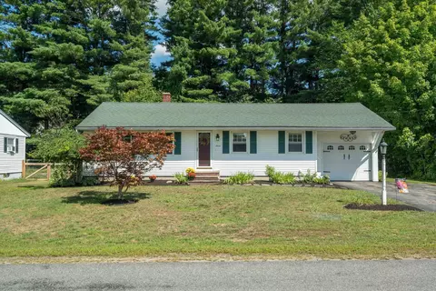 7 Ridgewood Ave, Gilford, NH 03249