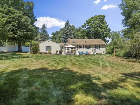 Exterior - 1 Roberts Rd, Dover, NH 03820 photo 8 of 13