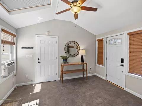 Entry Way - 1 Roberts Rd, Dover, NH 03820 photo 1 of 3
