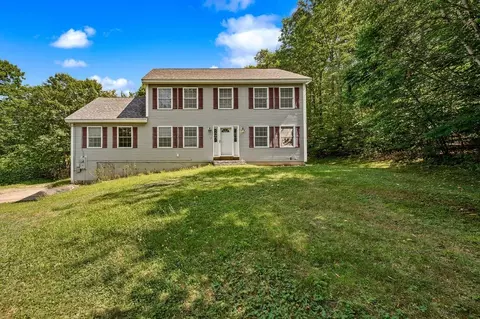 17 Frohock Brook Rd, Alton, NH 03810