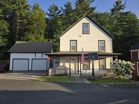 29 Woodland St, Newport, NH 03773