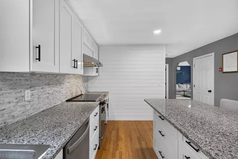 Kitchen - 13 Helen Dr, Hooksett, NH 03106 photo 5 of 6