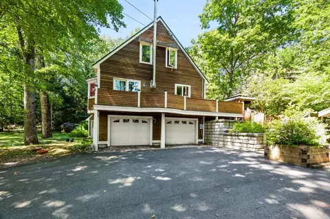 Exterior - 94 Old Lee Rd, Newfields, NH 03856 photo 5 of 9