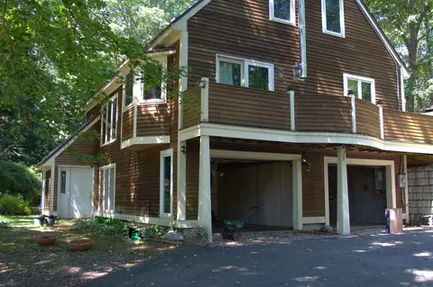 Exterior - 94 Old Lee Rd, Newfields, NH 03856 photo 6 of 9