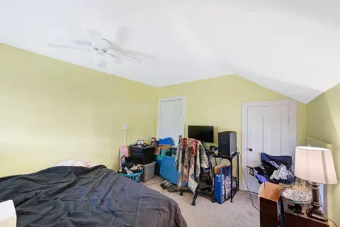Bedroom - 31-33 Gorham Bridge Rd, Proctor, VT 05765 photo 6 of 6