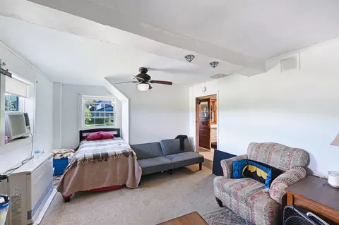 Bedroom - 31-33 Gorham Bridge Rd, Proctor, VT 05765 photo 5 of 6