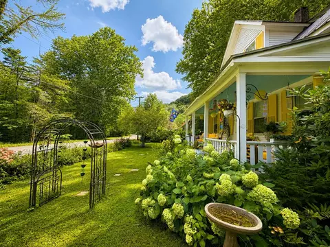 Exterior - 311 Dover Rd, Newfane, VT 05351 photo 7 of 8