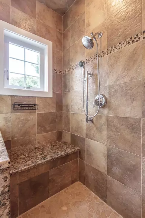 Bath - 6 Rosewood St, Windham, NH 03087 photo 3 of 6