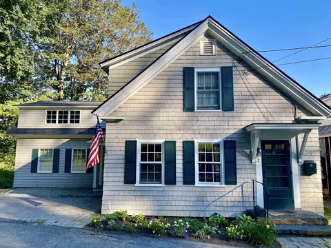 2 River St, Woodstock, VT 05091