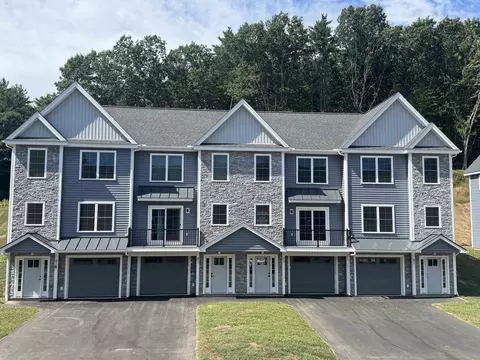 81 Kearsarge Ln, Tilton, NH 03276