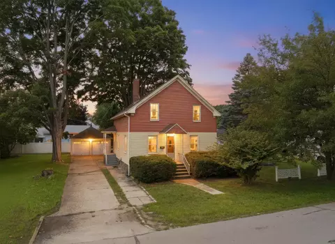 816 Page St, Manchester, NH 03109